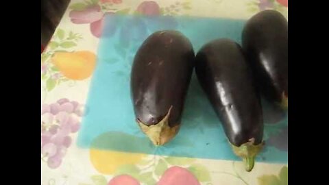 Eggplants Bitter_ - How To Buy Eggplants That Are Not Bitter.