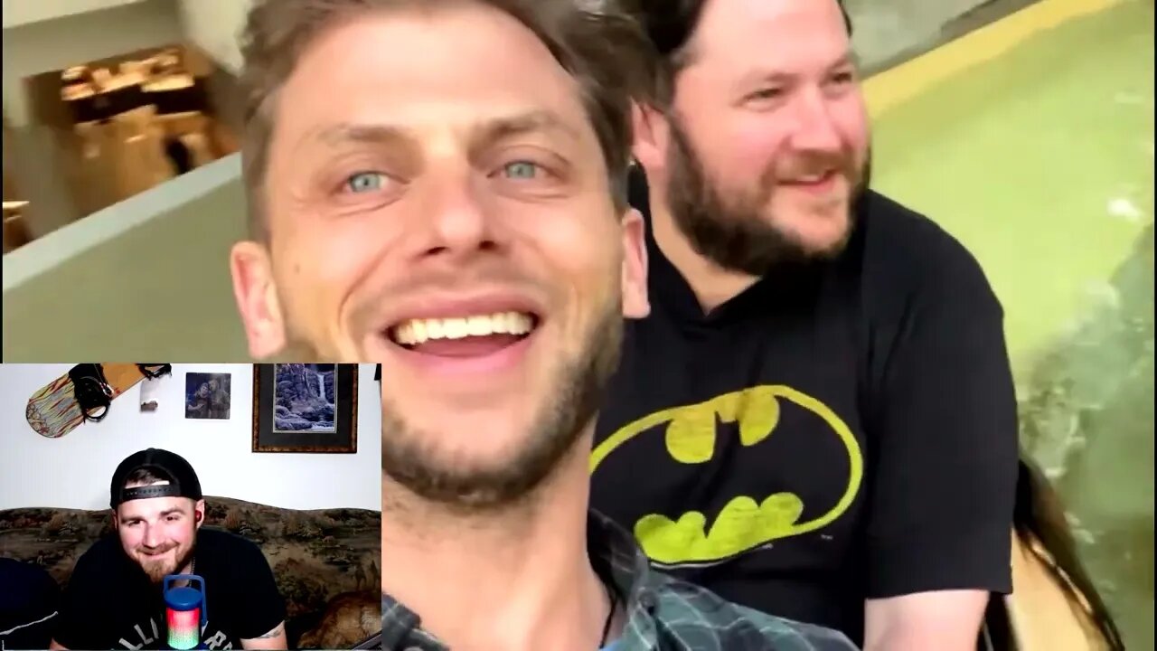 Charlie Berens - Father and Sons Go to Mall of America (WiscoReaction)