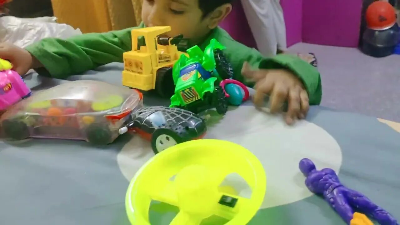 toys