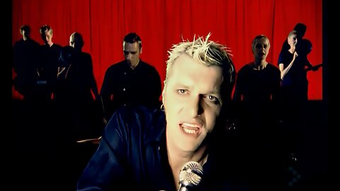 Chumbawamba - Tubthumping (Get Knocked Down) - HD Remastered