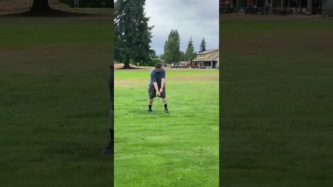 Hilarious Golfing Accident 🤣