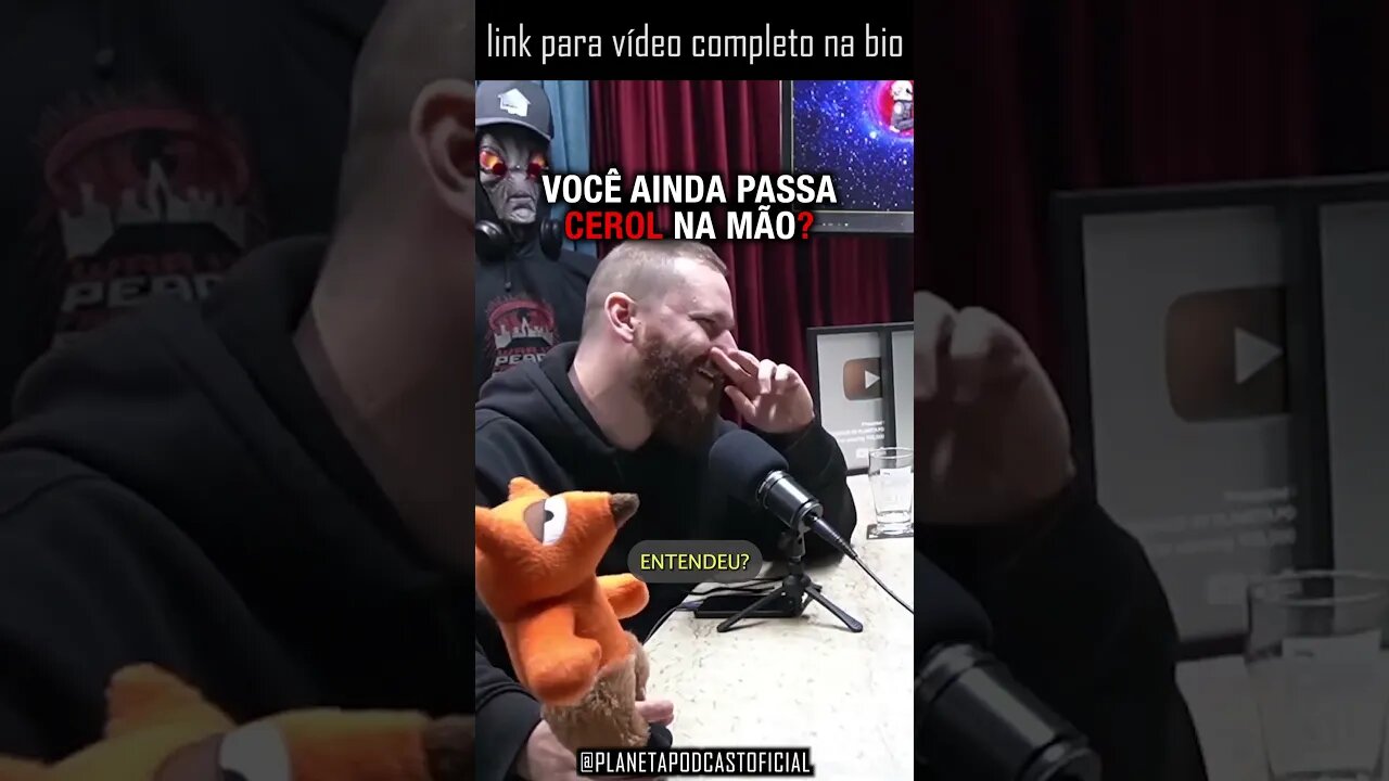 JÁ ESCORREU DA SUA ESCOLA? com Rosso & Varella | Planeta Podcast