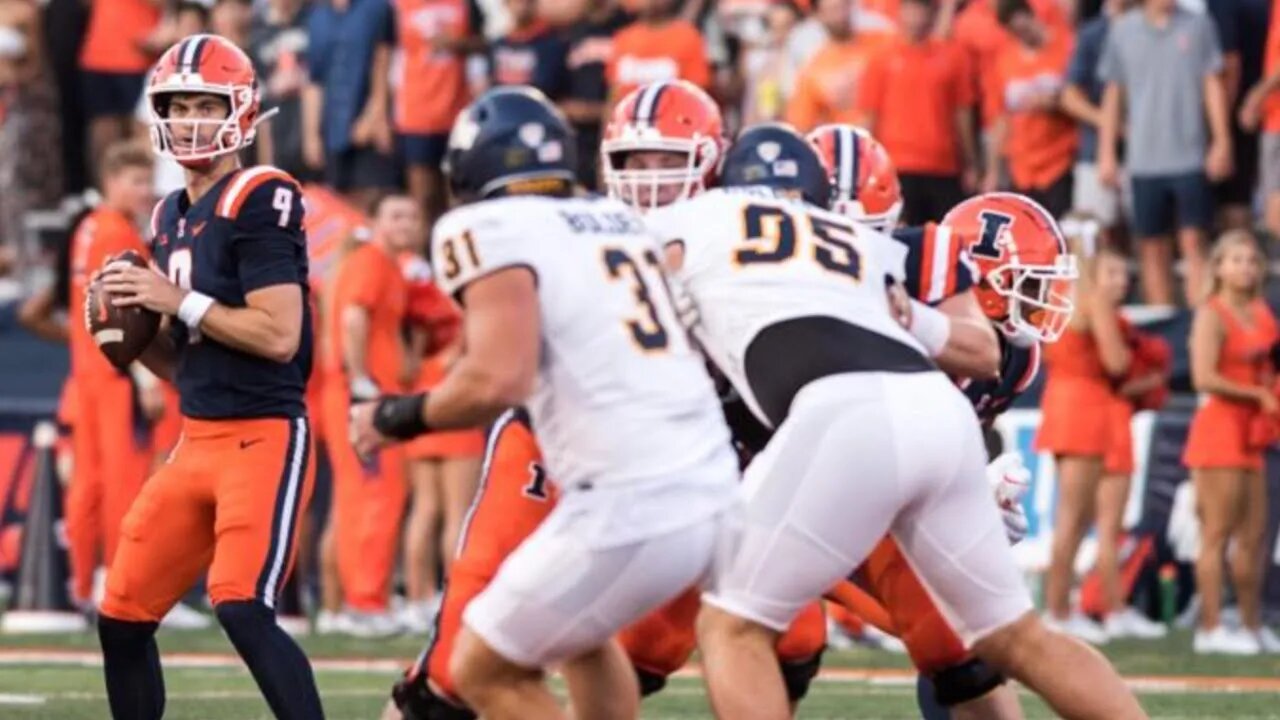 Illinois escapes vs Toledo