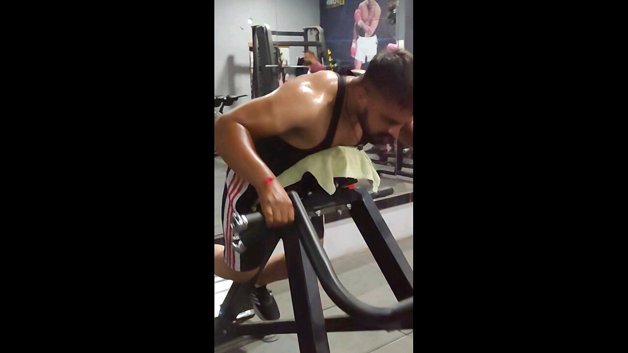 **Hook Title:** "Unlock Rear Deltoid Growth: The Secret T-Bar Machine Move You’re Not Doing