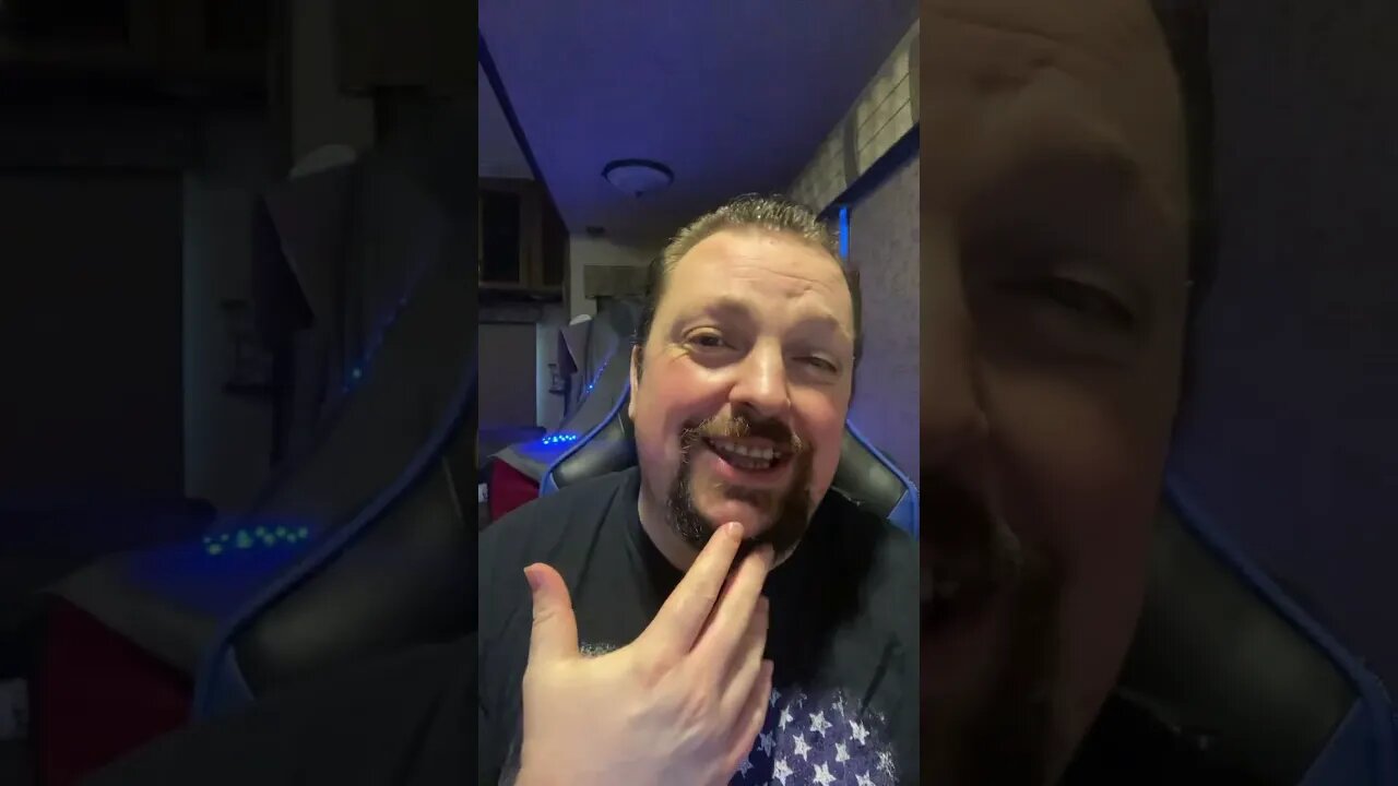 Imagine Waking Up Like This! 😱🤣