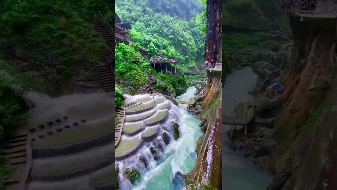 山海之间，瀑布从悬崖上跃然而下，汇入大海，这壮观的景象让人陶醉。#music #shortsvideo #shorts #short #shortvideo