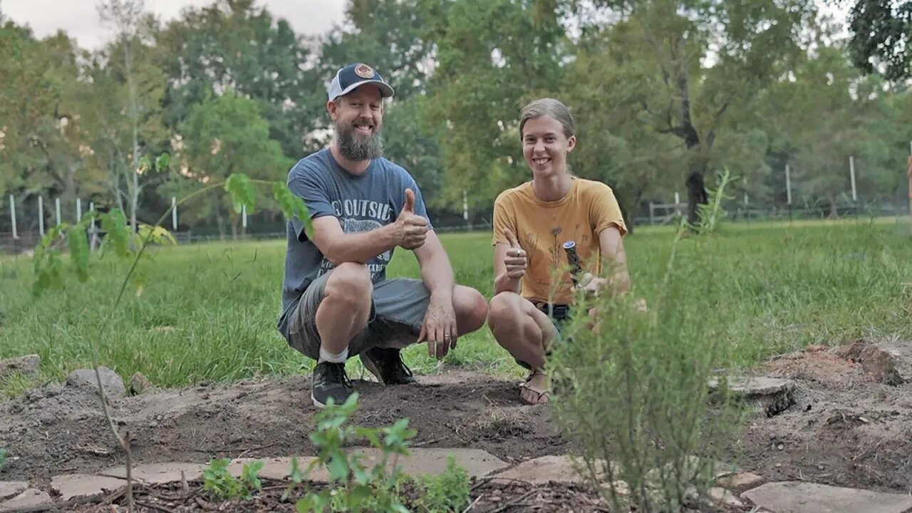 Installing a Kitchen Garden, One Bite at a Time (VLOG)