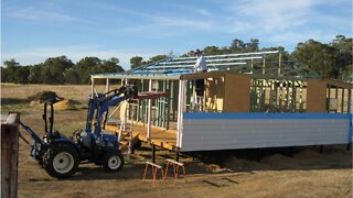 Building the kit home 14 - Roof trusses and bracing