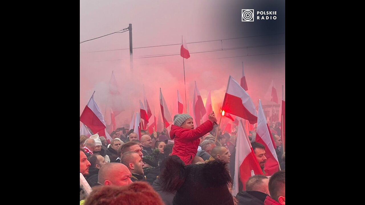 W centrum Warszawy na rondzie im. Romana Dmowskiego rozpoczął się Marsz