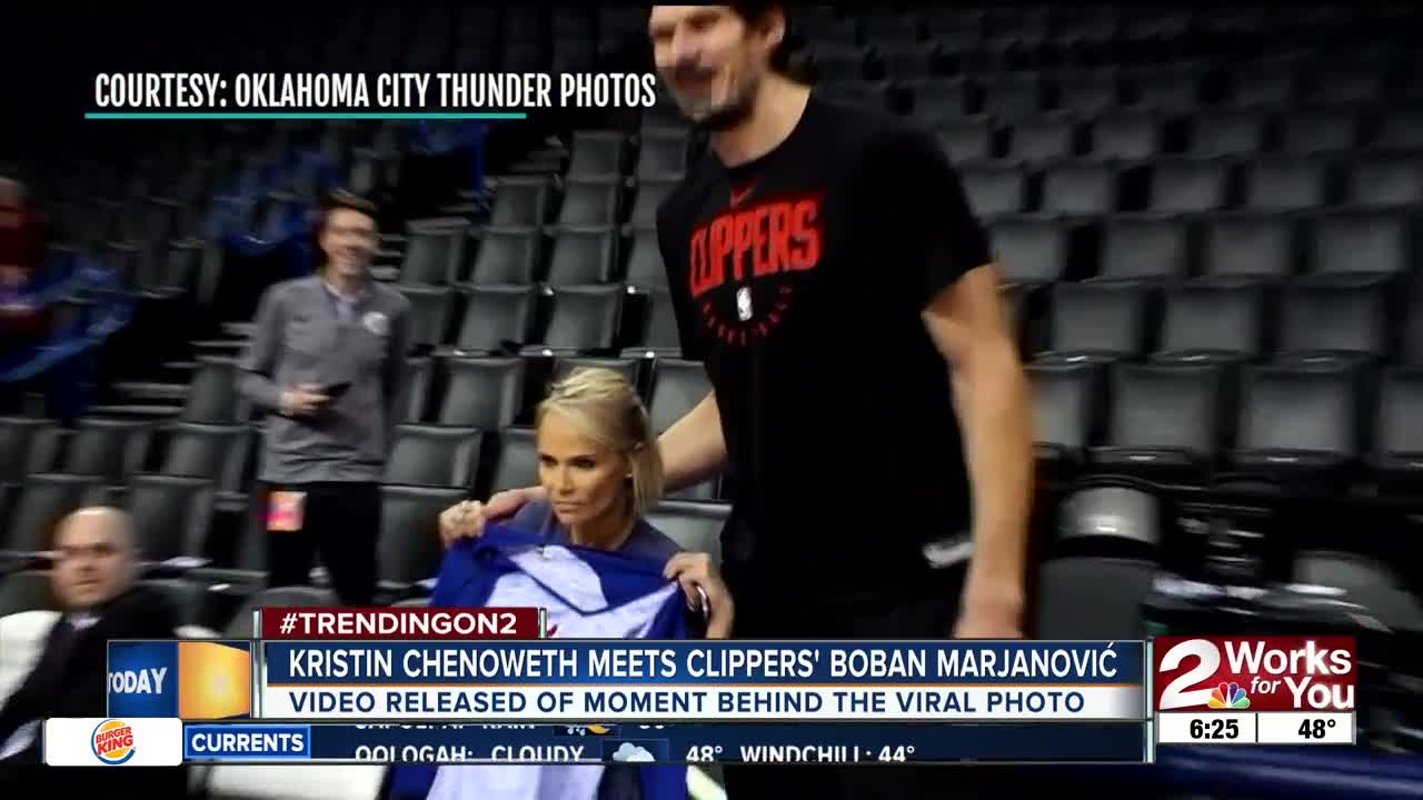 4'11 Kristin Chenoweth meets 7'3 Clippers player Boban Marjanovic