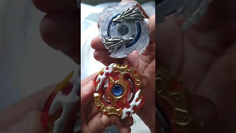 lost longinus vs spriggan requiem (batalha de beyblade) #beyblade #beybladeburst #batalhadebeyblade