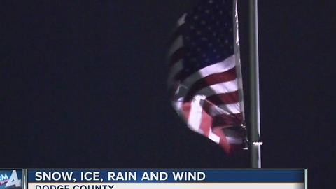TODAY'S TMJ4 News Live at 10:00Wind, rain dominate SE Wisconsin Tuesday