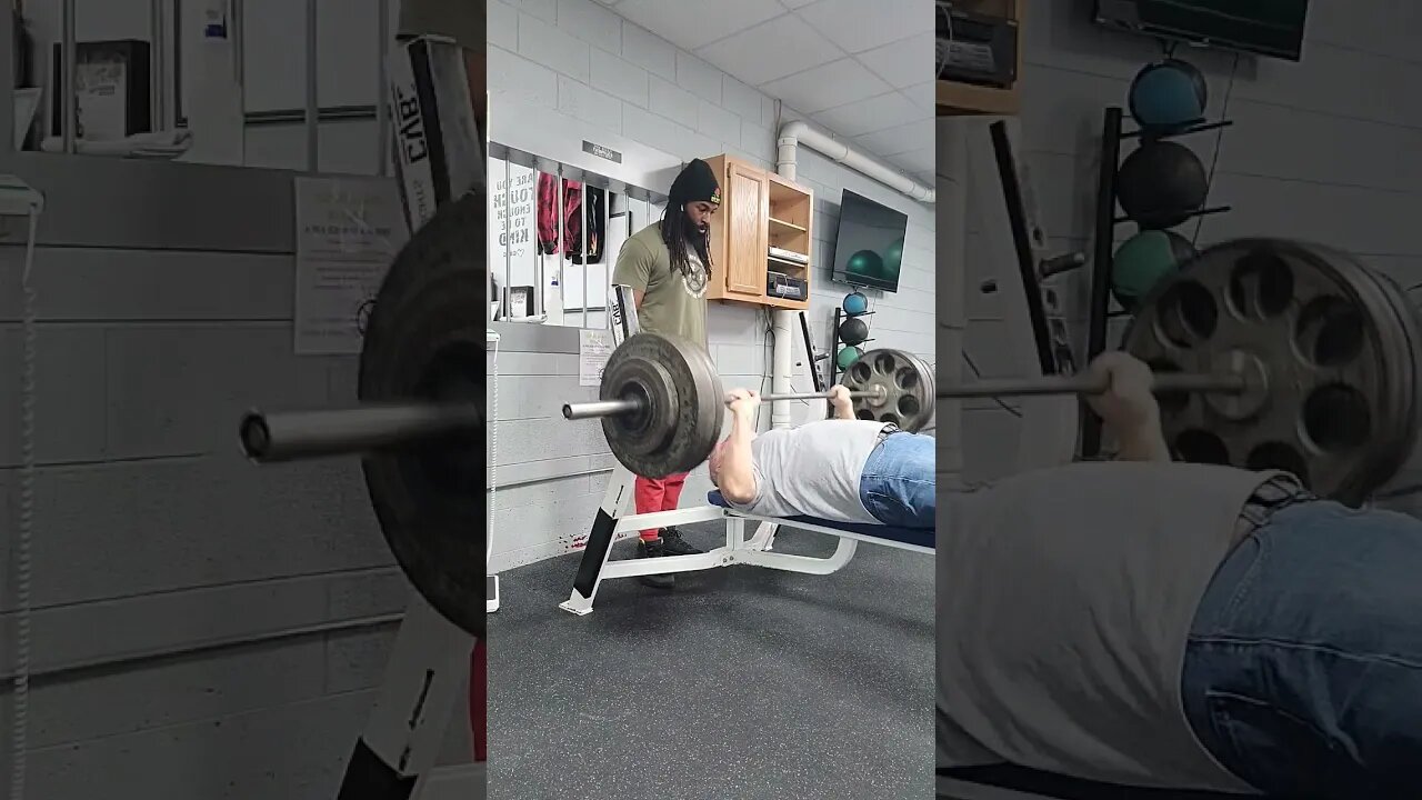 370lbs x 5 reps, Crazy 🤪 old man