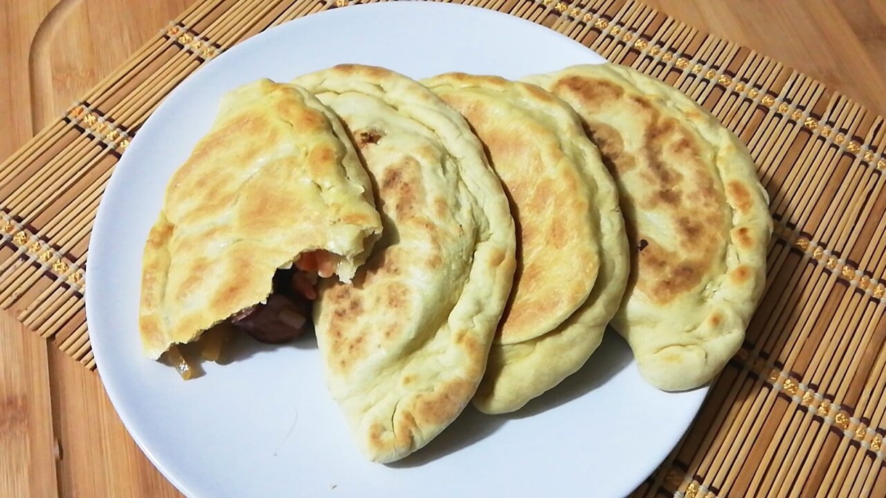 SNAPSHOTS IN THE PAN! Delicious with any filling! CALZONE Challenge