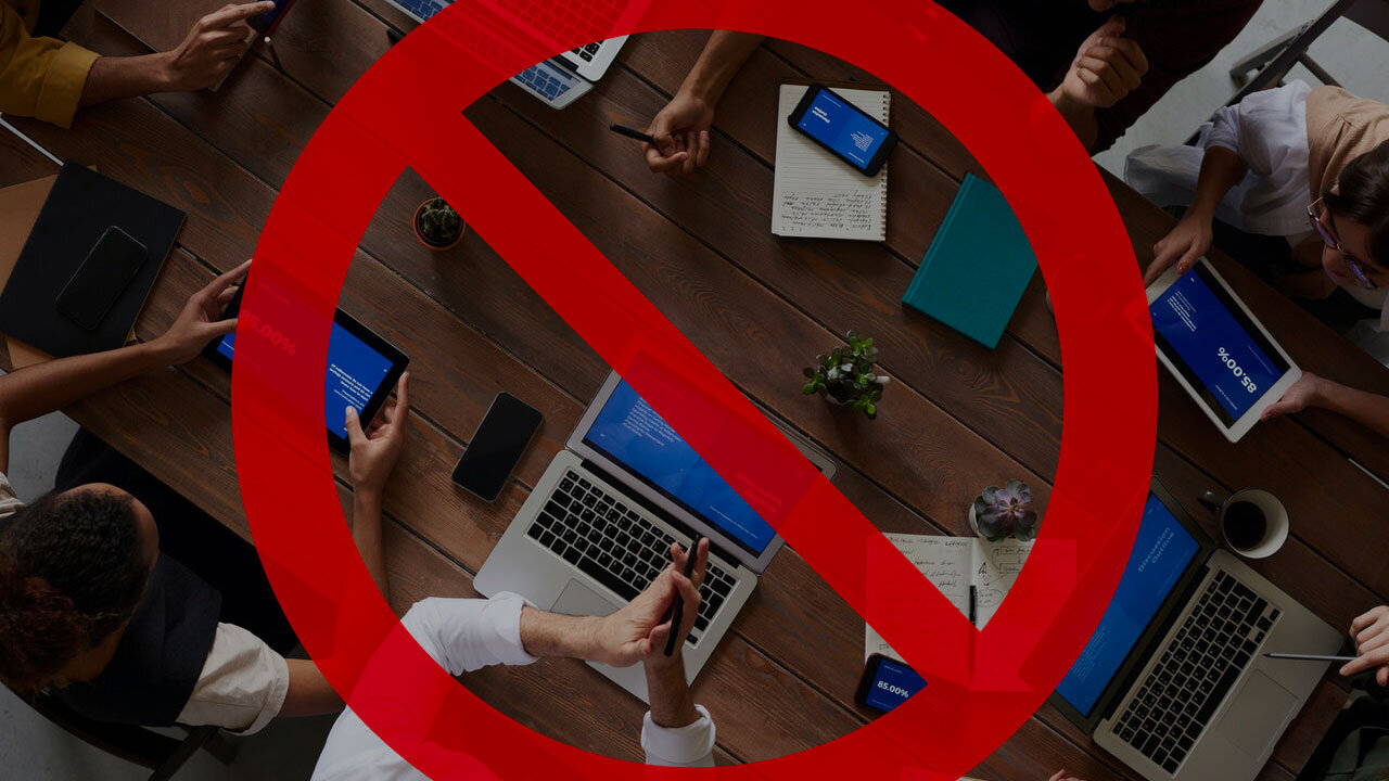 KTF News - French Law Bans Employers from Contacting Employees with Work during Weekends