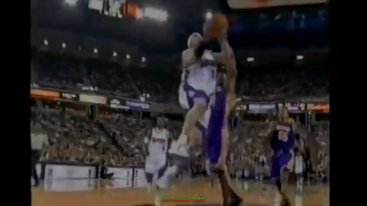 Mike Bibby 24 Points 8 Ast Vs. Lakers, 2004-05.