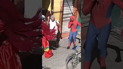 SUPER PULO NINJA DO FOFÃO, O MÁSKARA, PATATI E BEN10 DANÇANDO NA CARRETA DA ALEGRIA, LIKE