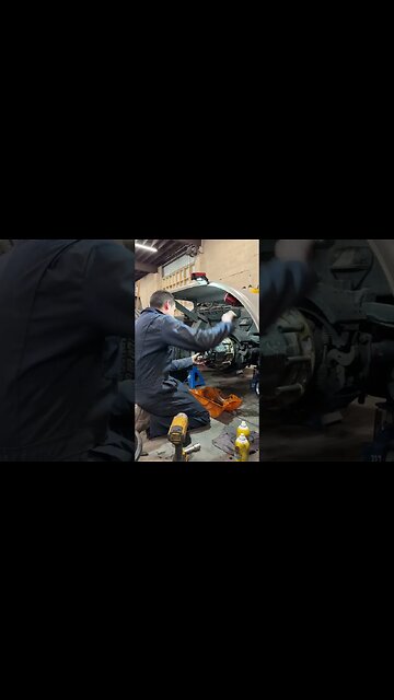 Replacing wheel seal #mechanic #wheels #wheel #seal #diesel
