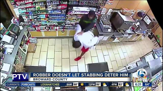 Clerk stabs robber with pocketknife in Broward County