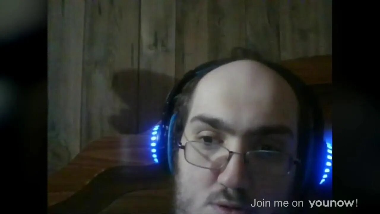 I'm LIVE on YouNow November 29, 2022