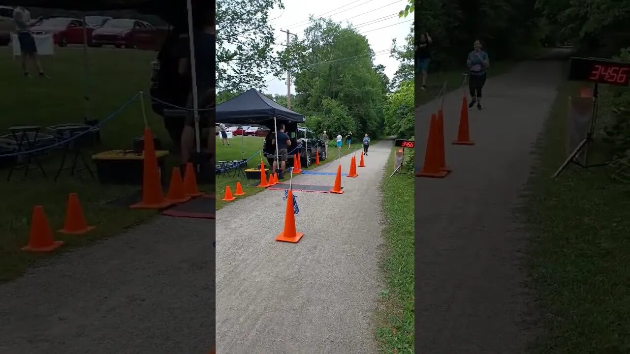 cheering runners #cheer #fyp #fypシ #viralvideo #viral #viralshort #runner #support #happy #help #fun