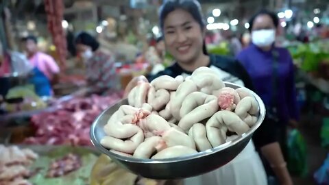 Market show, Yummy pork intestine cooking / Pork intestine with mix vegetable cooking