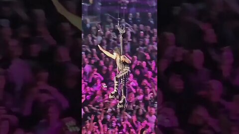 Paul Stanley Flying #KISS Madison Square Garden Dec. 2, 2023 the last show