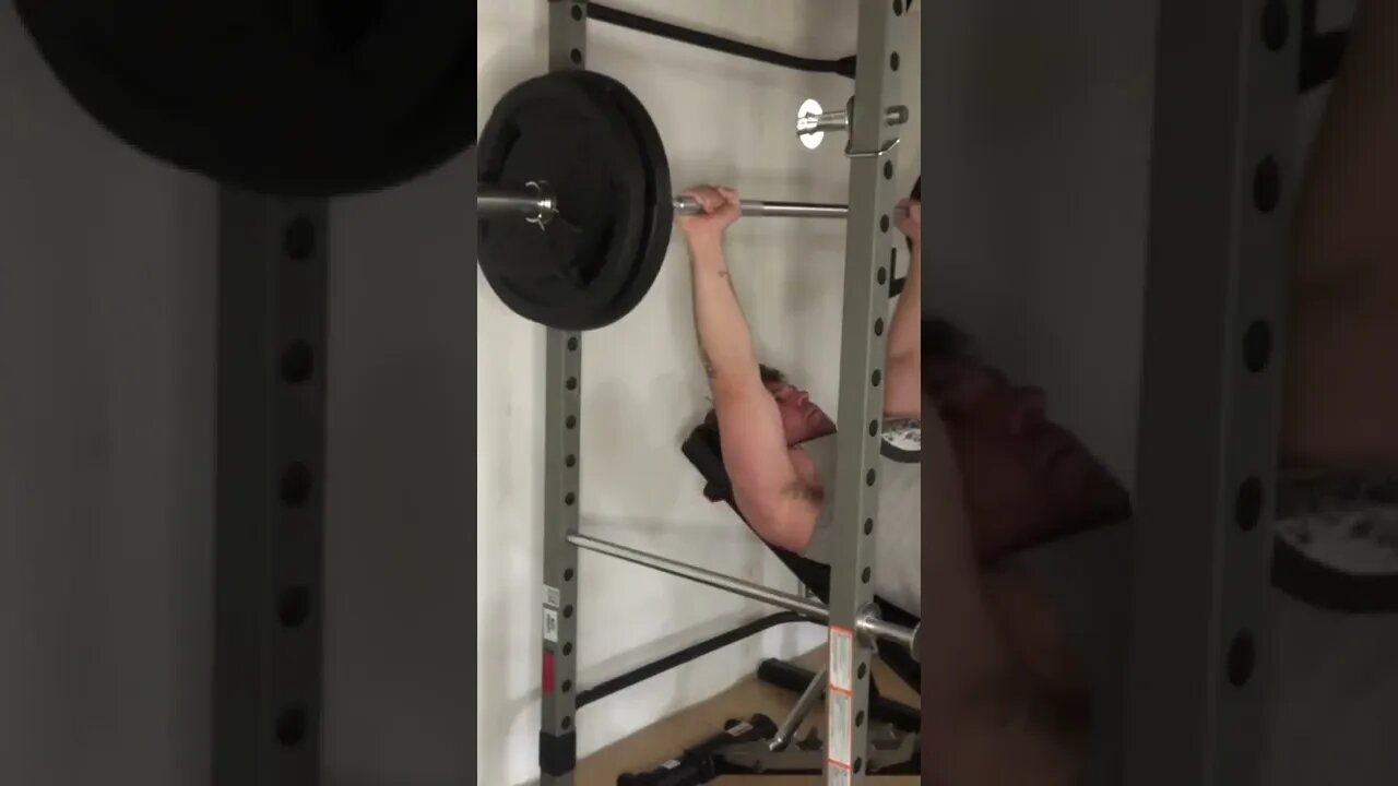 205x5 pause incline bench press #shorts