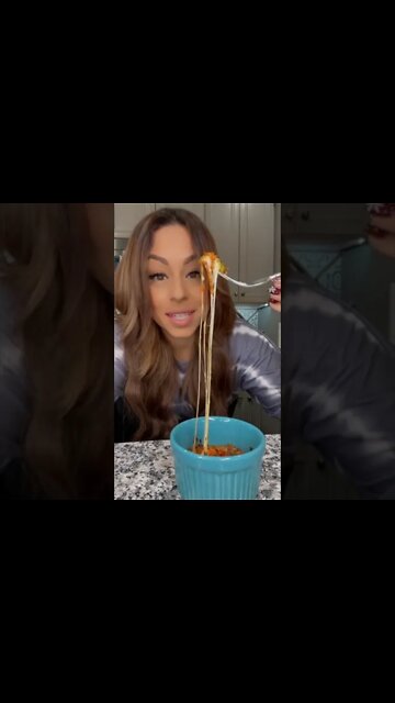 Air fryer crustless pizza #keto #lowcarb #airfryer #pizza #easyrecipes #Shorts