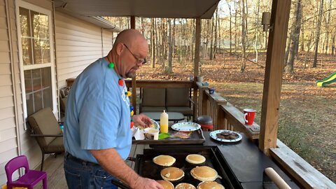Hungry Hussey Christmas Christmas Live
