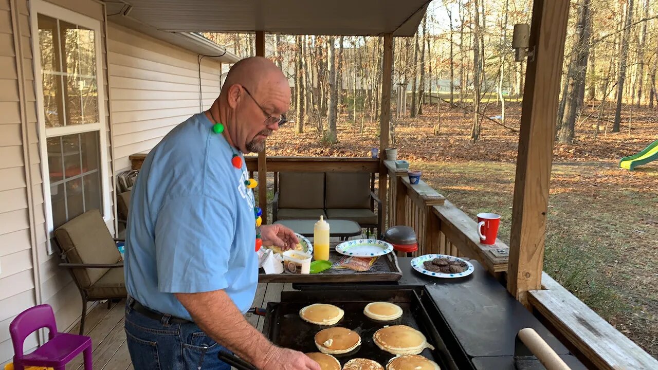 Hungry Hussey Christmas Christmas Live