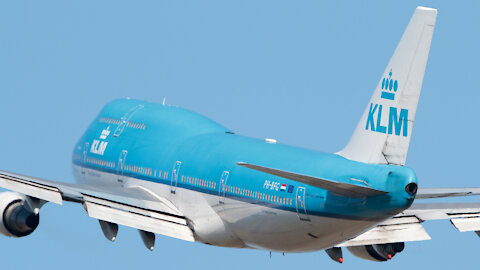 KLM Turning Off The Sprayers over Wyoming