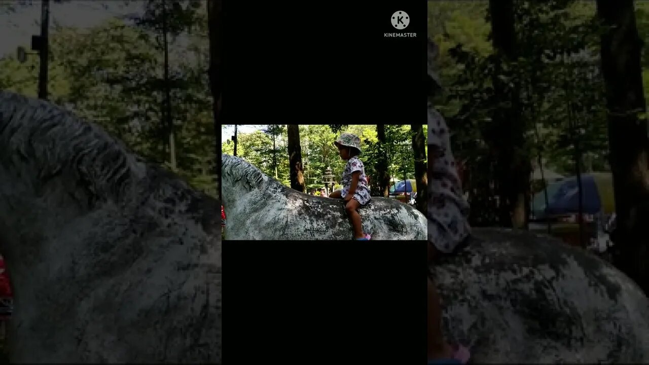 KAMU LIHAT APA DEK.. KOK TEGANG BANGET ??? 🤣 #shorts