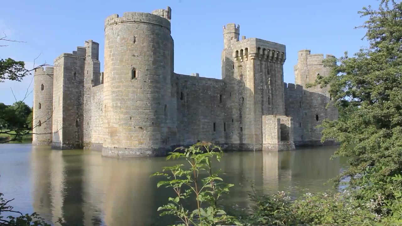 Bodiam Castle 14th-Century Moated Castle. Sir Edward Dalyngrigge HD