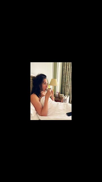 Gal Gadot Morning Vibe 🌞