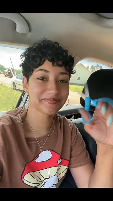 Me and mum playing "Spin The Dare" 👀😂