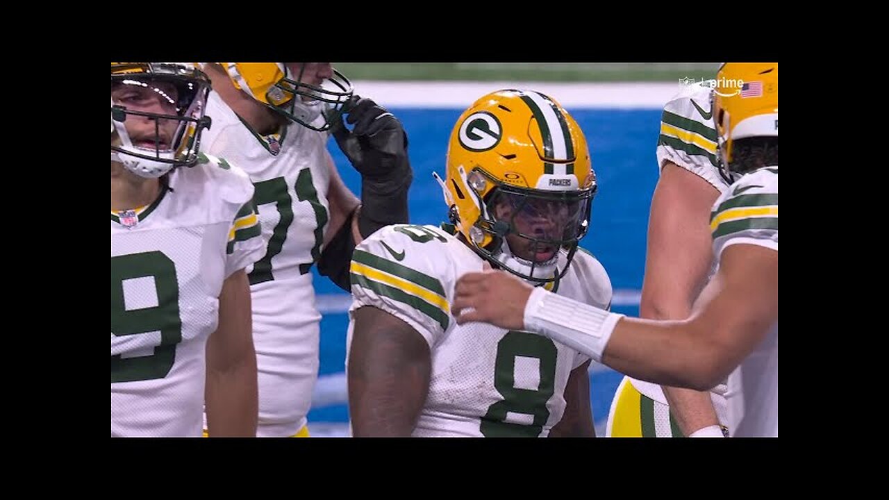 Josh Jacobs' TD run caps off Packers 70-yard drive