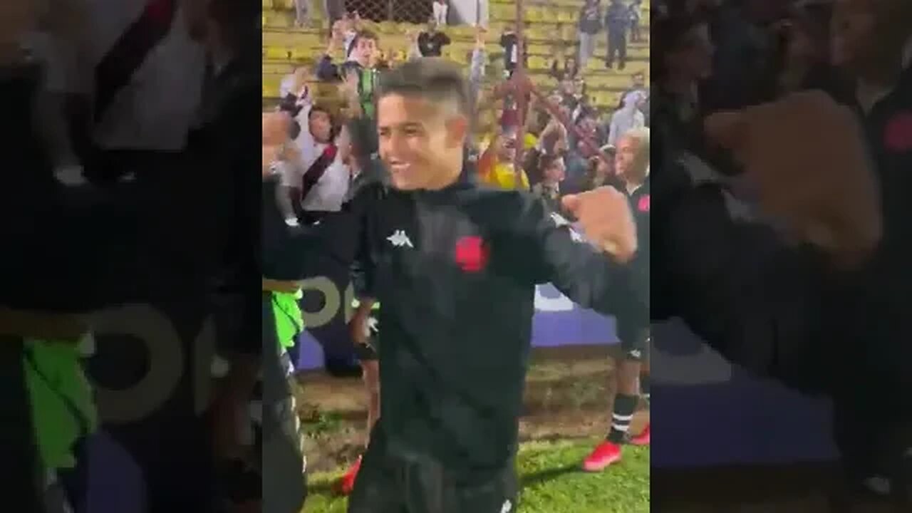 Jogadores do Sub-20 gritando o 'Casaca' após vencer pela Copinha - Hercílio Luz 0x2 Vasco