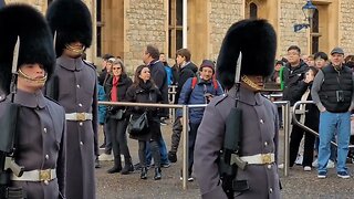 Some thing out of place on the uniform inspection #toweroflondon