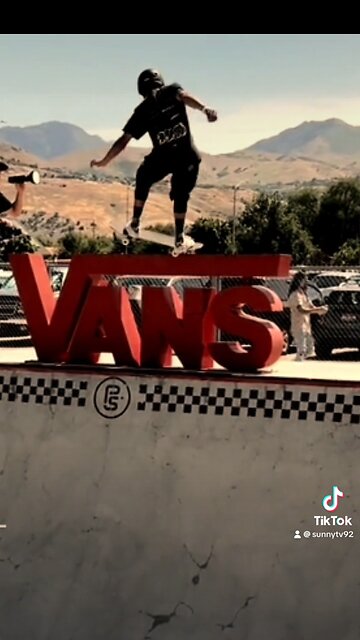 This is so awesome 👍🏽🛹