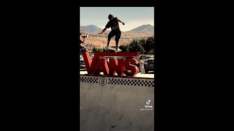 This is so awesome 👍🏽🛹