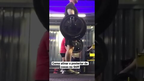 Como aumentar a ativação do posterior de coxas no Stiff #shorts