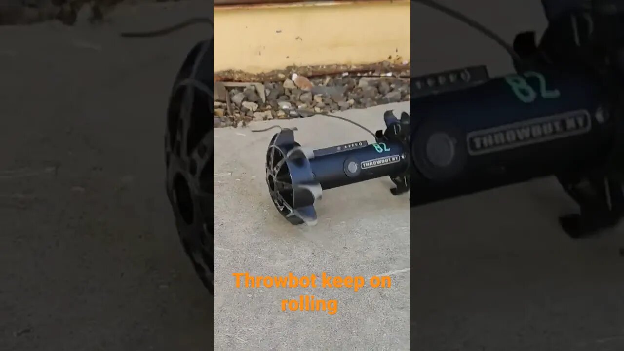 SWAT throwbot, keep on rolling