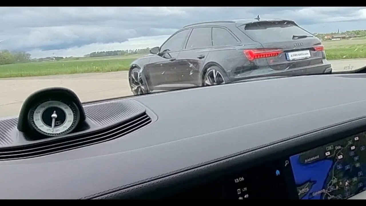 Porsche Taycan Turbo S vs Audi RS6 Avant in 4k 60 fps