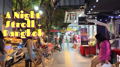 A nice Saturday night stroll through Sukhumvit Soi 11, 4 (Bangkok, Thailand) #bangkok #thailand