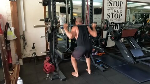 Barbell Back Squat Andre