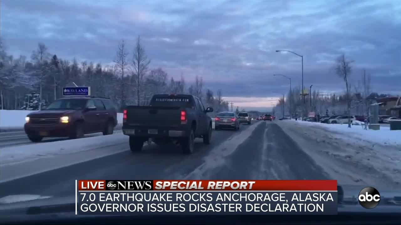 Massive 7.0 earthquake rocks Anchorage, Alaska | Special Report