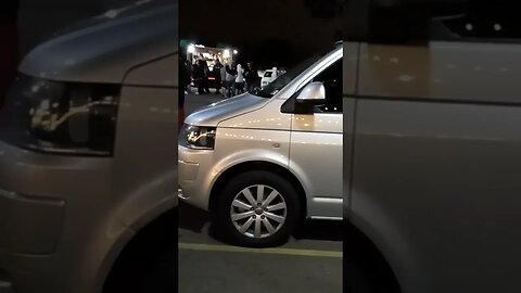 VOLKSWAGEN T5 ano 2014 KOMBI moderna