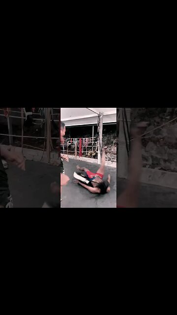 COACH shows student how to kick #muaythai