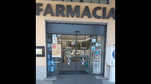 GLI UMANI...TUTTI DROGATI LE DROGHE SI COMPRANO IN FARMACIA